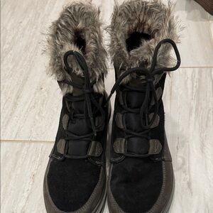 Ryka Black and Brown Fur-Lined Winter Boots
